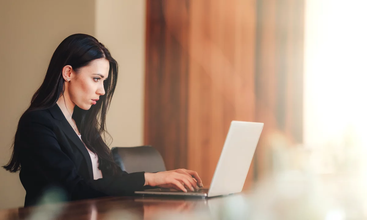 Njoftime Pune ne Tirane, Profesioni Specialist në Sektorin e Programeve Qendrore dhe Rajonale , Me eksperience, Pagesa Me Marreveshje.