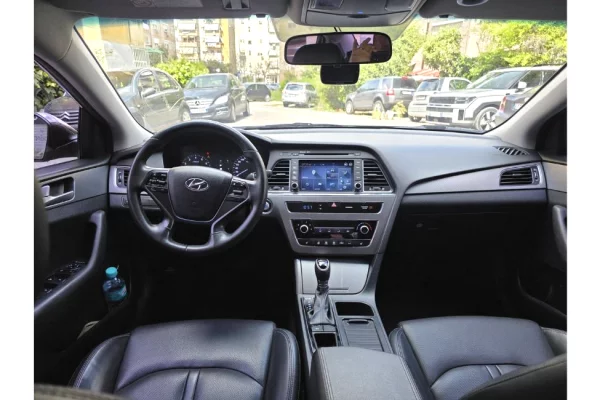 Makina ne shitje ne Tirane - 8,700 Euro