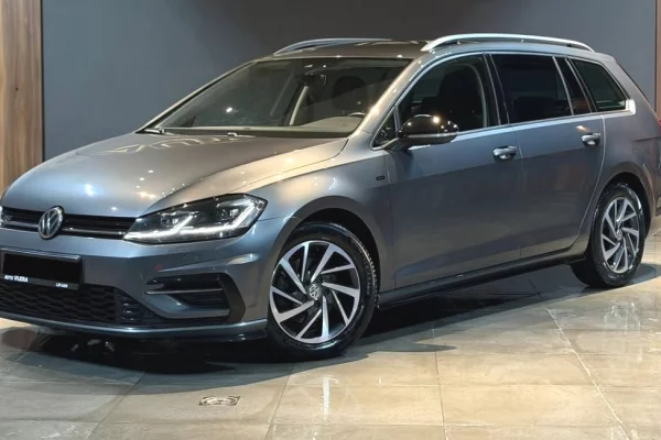 Makina ne shitje ne Mitrovice - 11,300 Euro