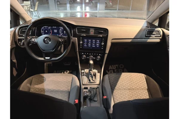 Makina ne shitje ne Mitrovice - 11,300 Euro