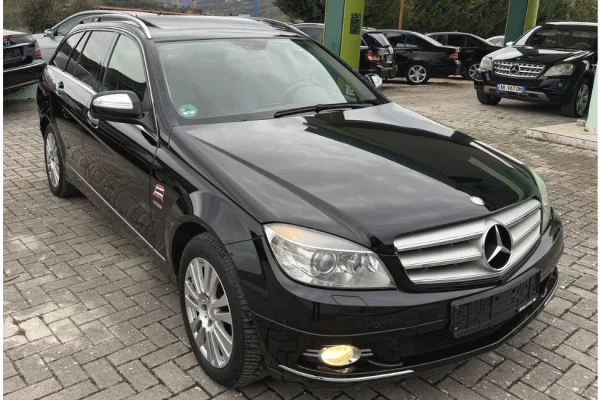 Cars for sale in Tirana - 4,800 Euro