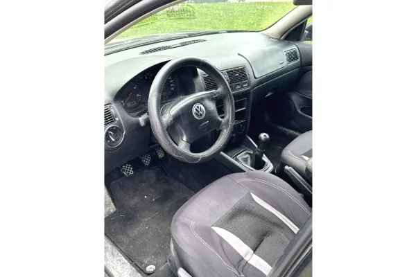 Cars for sale in Tirana - 2,200 Euro