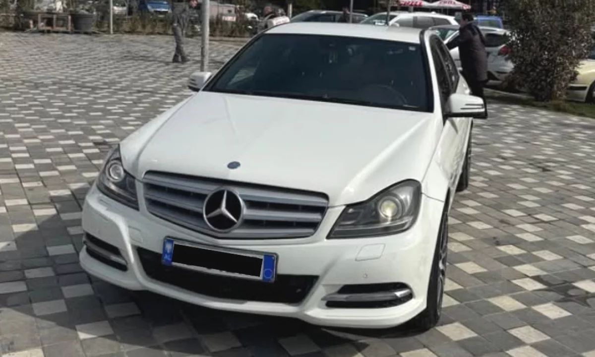 Cars for sale in Durres, Mercedes-Benz, 2012 Diesel,Kambio Automatik Payment 5,900  Euro.