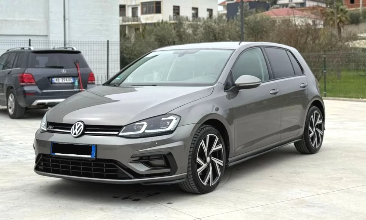 Makina ne shitje ne Tirane, Volkswagen, 2013 Diesel,Kambio Automatik Pagesa 7,999  Euro.