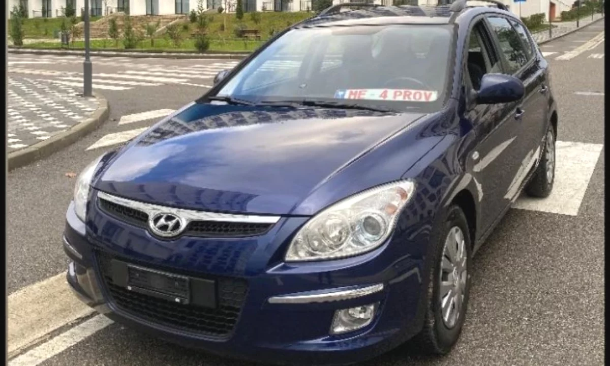 Makina ne shitje ne Tirane, Hyundai, 2007 Diesel,Kambio Automatik Pagesa 4,000  Euro.
