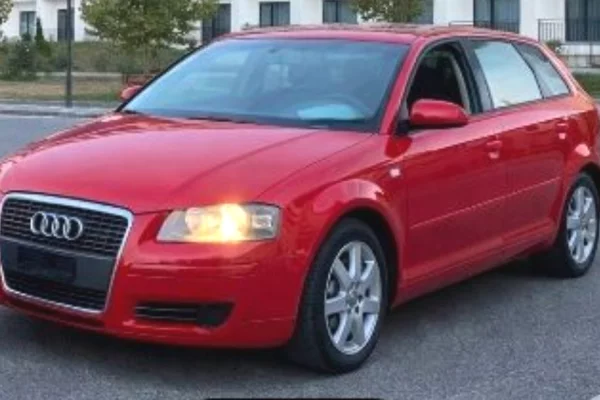 Makina ne shitje ne Tirane - 5,200 Euro