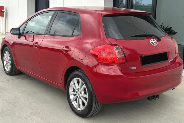 Makina ne shitje ne Tirane - 5,800 Euro