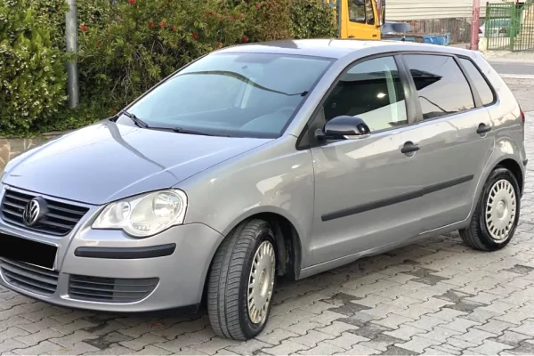 Auto in Vendita a Tirana - 3,400 Euro
