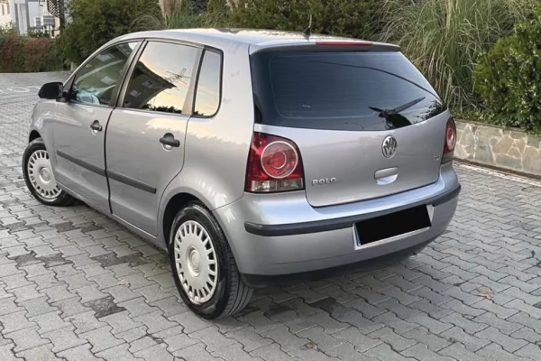 Auto in Vendita a Tirana - 3,400 Euro