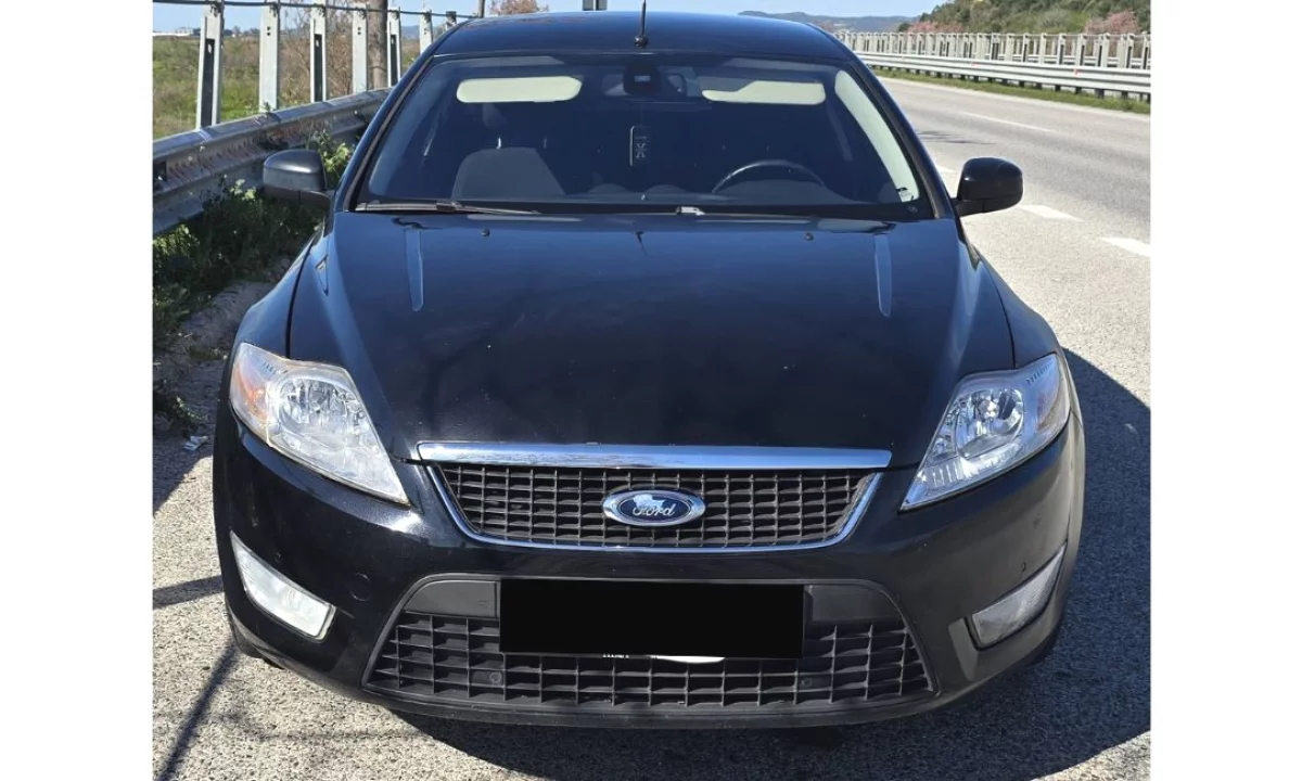 Auto in Vendita a Tirana, Ford, 2008 gasoline-gas,Kambio Automatik Pagamento 3,800  Euro.