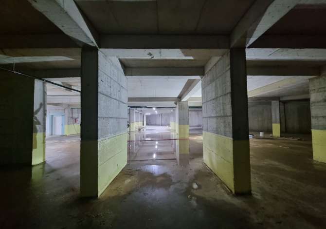 Business Property in Sale 4+1 in Tirana - 32,000 Euro