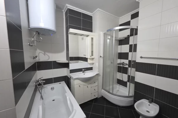 Shtepi me qera Apartament ne Tirane, 2+1, Mobilimi E mobiluar, Pagesa 550  Euro.