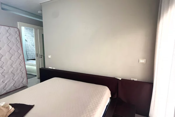 Shtepi me qera Apartament ne Tirane, 2+1, Mobilimi E mobiluar, Pagesa 750  Euro.