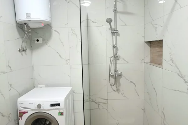 Shtepi me qera Apartament ne Tirane, 1+1, Mobilimi E mobiluar, Pagesa 50,000  Leke.