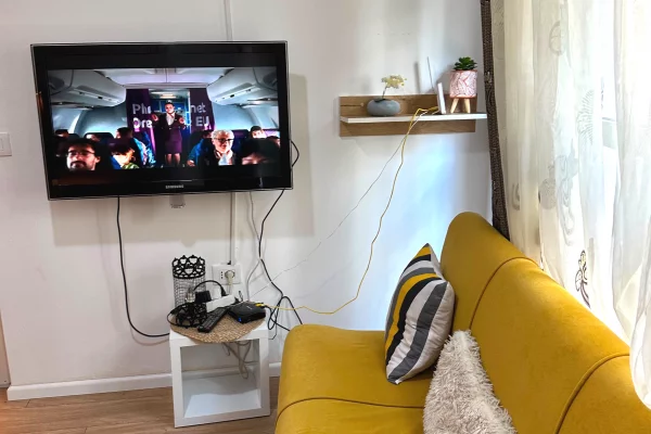 Shtepi ne shitje Apartament ne Tirane, 1+1, Mobilimi E mobiluar, Pagesa 66,000  Euro.