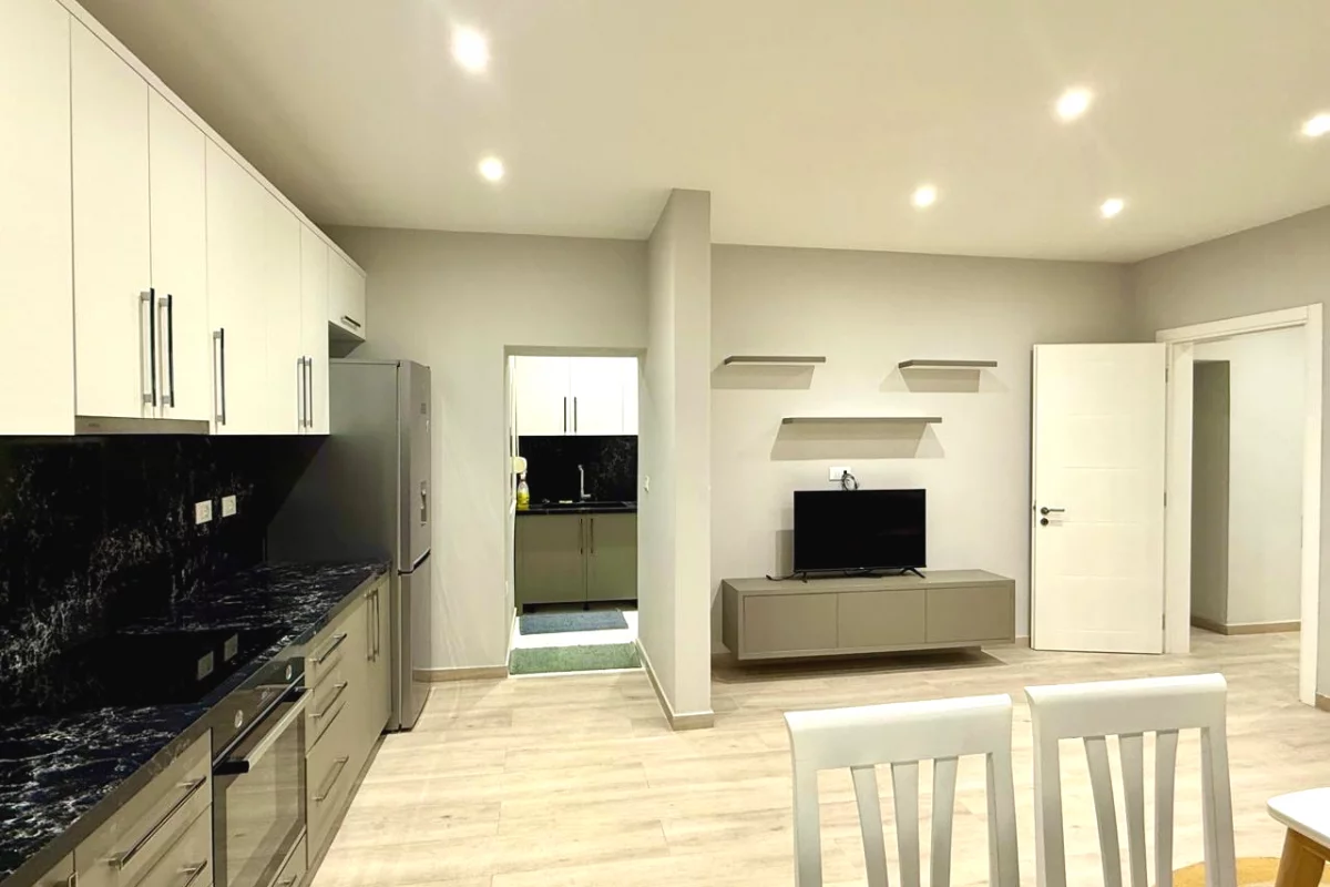 Shtepi me qera Apartament ne Tirane, 2+1, Mobilimi E mobiluar, Pagesa 60,000  Leke.