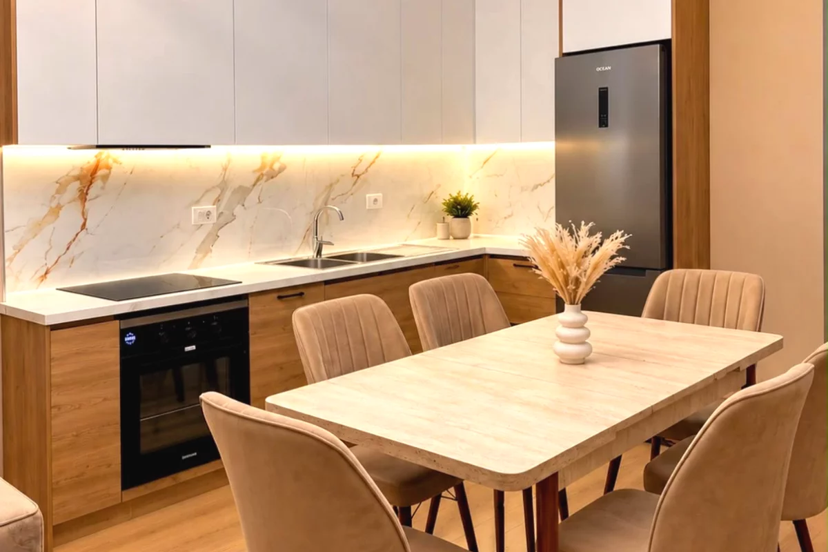Shtepi me qera Apartament ne Tirane, 2+1, Mobilimi E mobiluar, Pagesa 1,200  Euro.