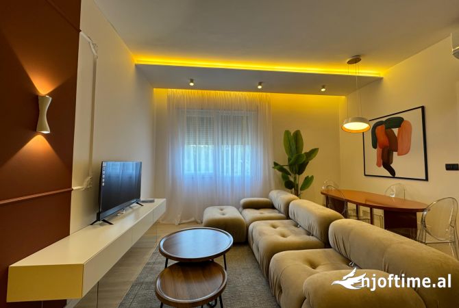 Shtepi ne shitje Apartament ne Tirane, 1+1, Mobilimi E mobiluar, Pagesa 155,000  Euro.