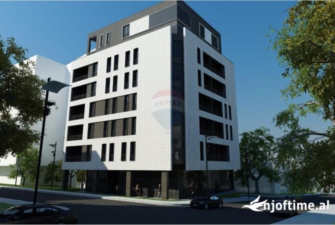 Ambiente Commerciale in Affitto 3+1 a Tirana - 450 Euro