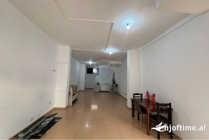 Ambient biznesi ne shitje 1+1 ne Tirane - 93,000 Euro