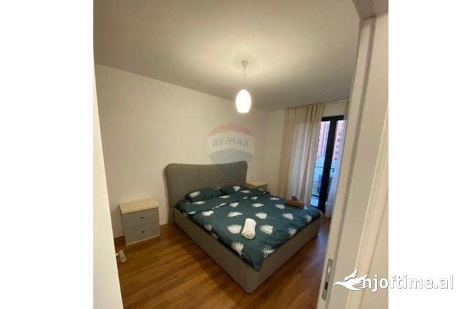 Shtepi me qera Apartament ne Tirane, 1+1, Mobilimi E mobiluar, Pagesa 550  Euro.