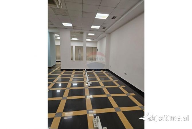 Zyre per qira te 9 Katëshet!