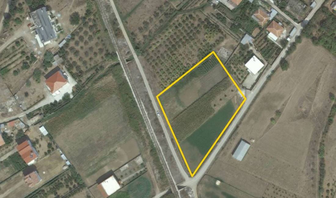 Toke bujqesore per shitje, Lekaj,Kavaje