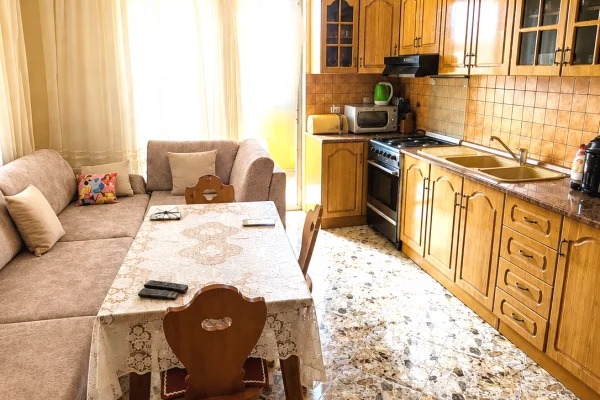 Shtepi ne shitje Apartament ne Kavaje, 2+1, Mobilimi E mobiluar, Pagesa 5,600,000  Leke.