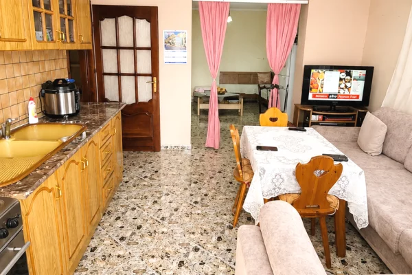 Shtepi ne shitje Apartament ne Kavaje, 2+1, Mobilimi E mobiluar, Pagesa 5,600,000  Leke.