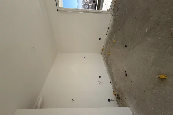 Appartamento in vendita a Tirana 2+1, Vuoto