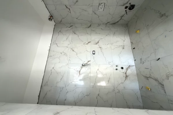 Appartamento in vendita a Tirana 2+1, Vuoto