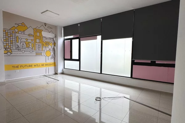 Ambient biznesi me qera 3+1 ne Tirane - 2,000 Euro