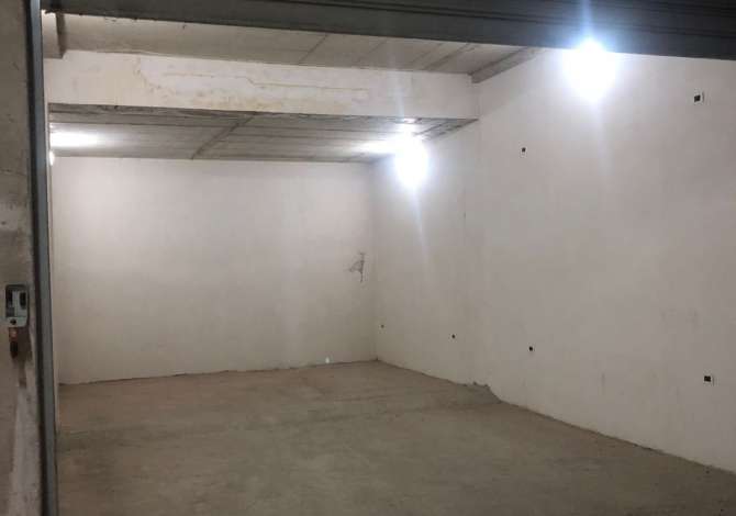 Business Property in Sale 4+1 in Tirana - 55,000 Euro