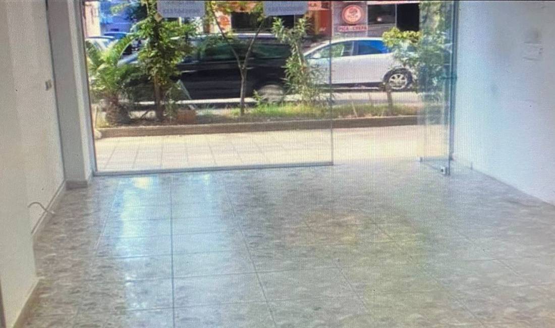 Jepet me qera ambient biznesi tek Komuna e Parisit/ 1500 Euro