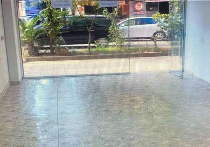 Jepet me qera ambient biznesi tek Komuna e Parisit/ 1500 €