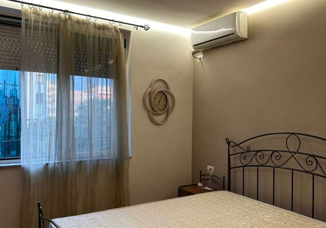 Appartamento in affitto a Tirana 2+1, Arredato