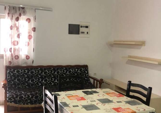 Jepet me qera apartament 2+1/Laprake