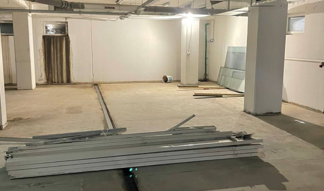 Shitet ambient biznesi Magazine tek Kompleksi Kontakt, 21 Dhjetori