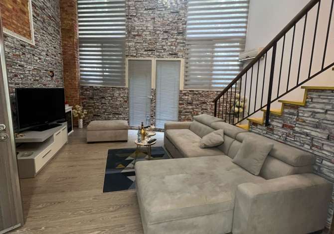 Jepet me qera apartament Duplex 2+1 ne Fresk/ 450 Euro
