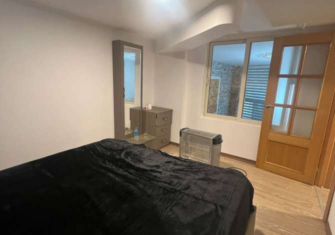 Duplex (casa a 2 piani) in affitto a Tirana 2+1, Arredato