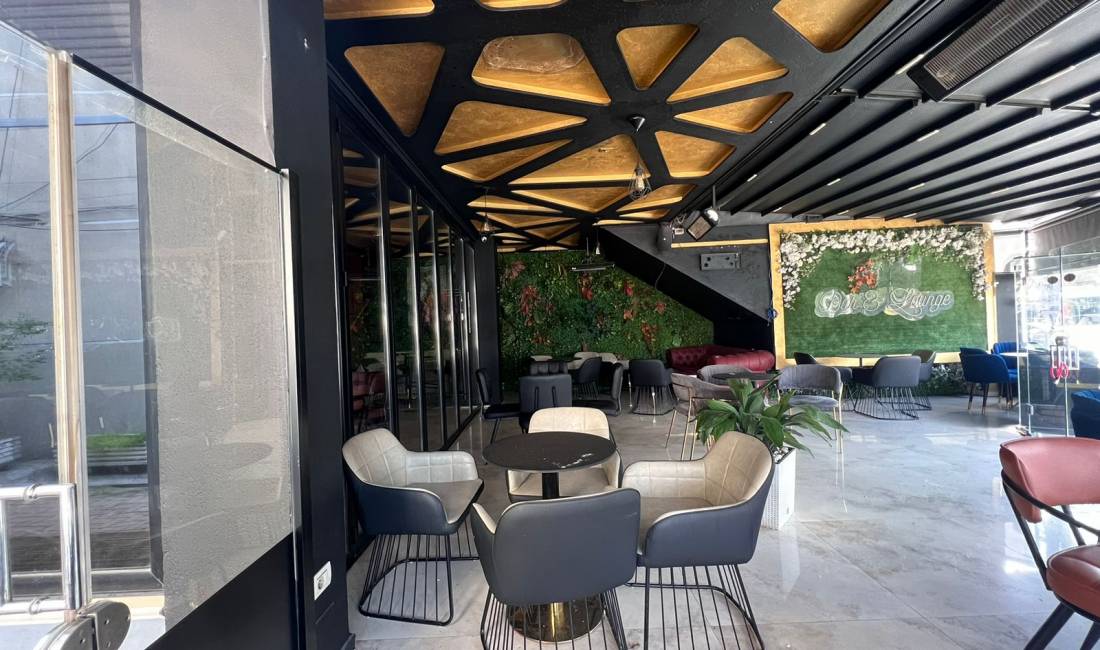Jepet me qera ambient biznesi Bar Lounge tek 21 Dhjetori