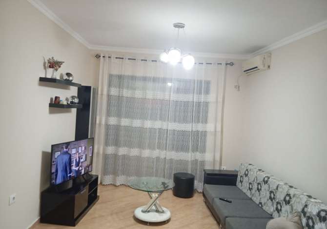 Jepet me qera apartament 2+1 ne Astir/ 450€