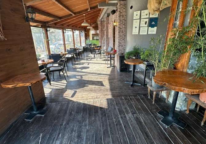 Jepet ambjent biznesi  me qera tek kopshti Zologjik/ 80,000 ALL