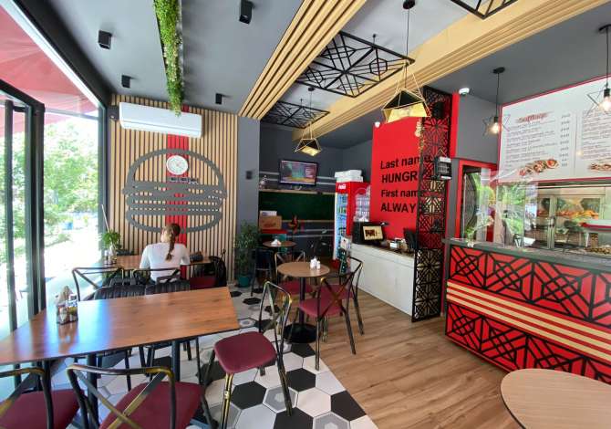 Shitet biznesi Fast Food tek Komuna e Parisit/ 25,000Euro