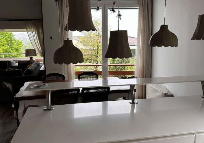 Villa di lusso in affitto a Tirana 3+1, Arredato