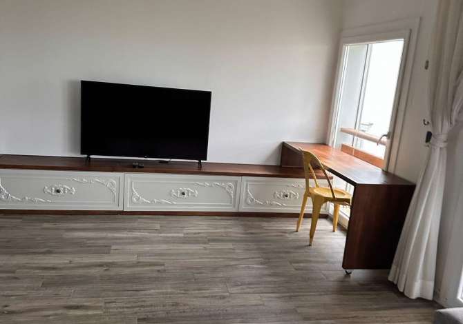 Villa di lusso in affitto a Tirana 3+1, Arredato