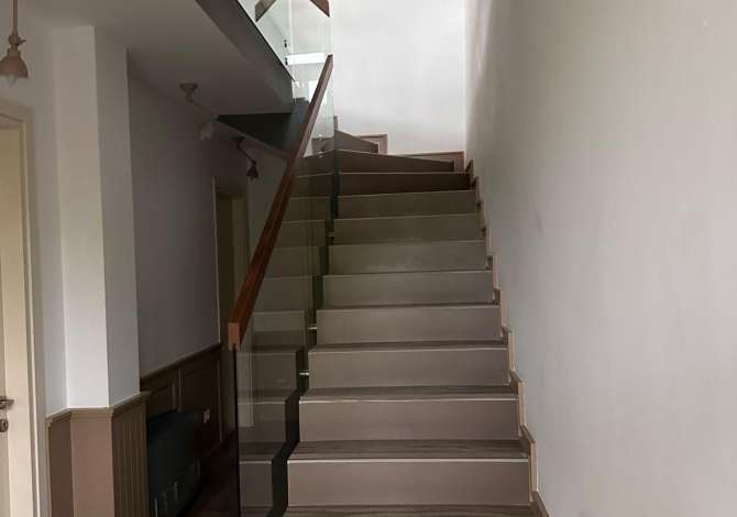 Villa di lusso in affitto a Tirana 3+1, Arredato