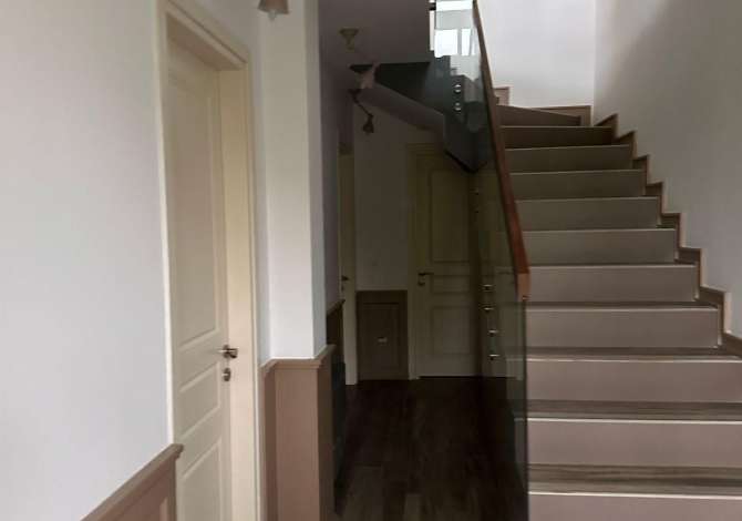 Villa di lusso in affitto a Tirana 3+1, Arredato