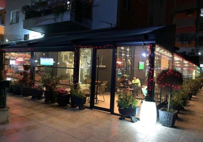 Ambient biznesi me qera 2+1 ne Tirane - 100,000 Leke