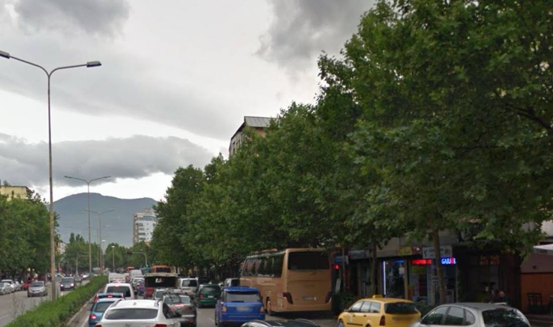 Shitet Ambjent Biznesi tek Rr. Kavajes/ 305,000 euro